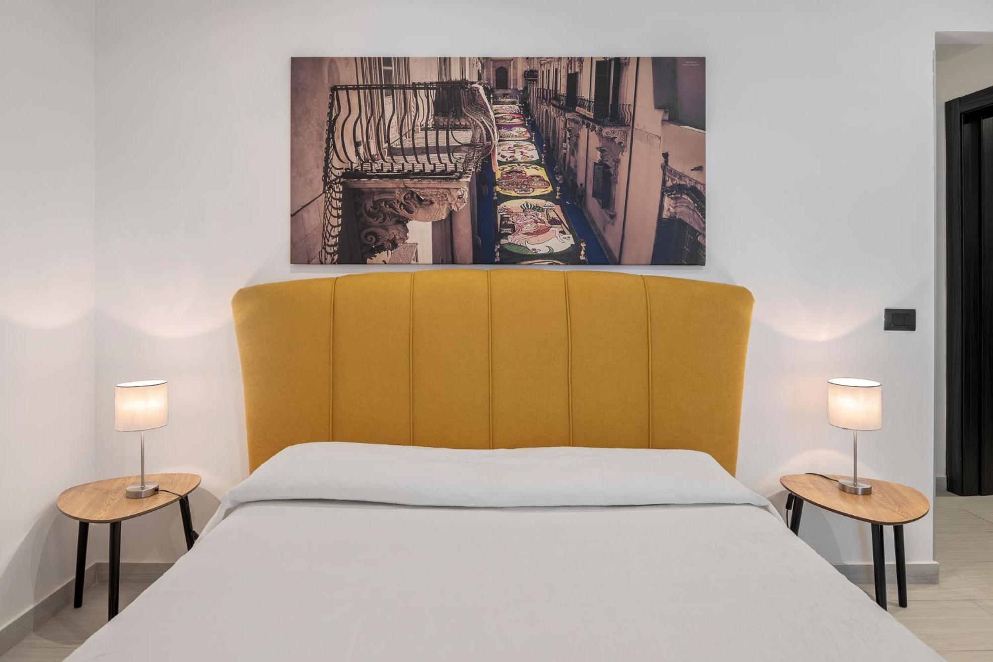 B&B Casa Giunchiglia Noto Bagian luar foto